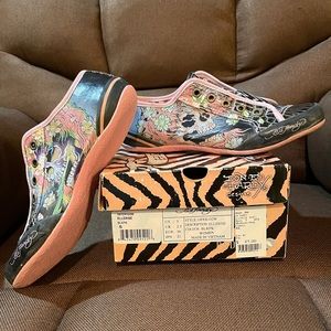Ed Hardy low top sneakers